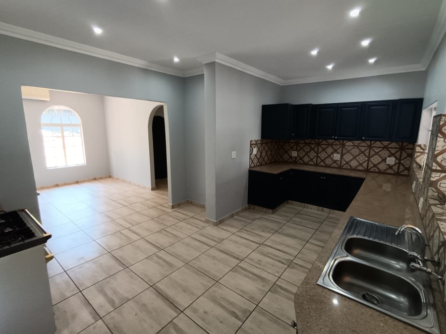 4 Bedroom Property for Sale in Protea Park North West